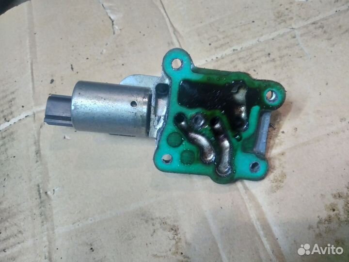 Выпускной клапан VVT вольво v40 9202388 asin