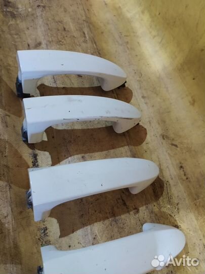 Ручка двери наружная Ford Fiesta 2008-2019 Форд