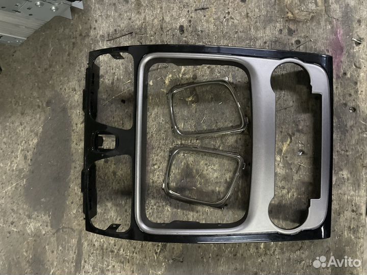 Рамка магнитолы джили эмгранд ес7