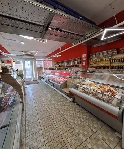 Торговая площадь, 50 м²