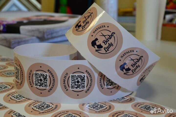 Печать наклеек и стикеров