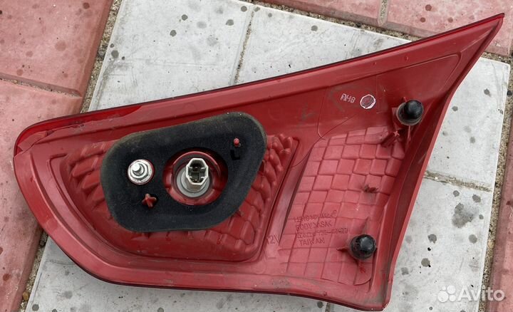 Фонарь toyota ist Mitsubishi Lancer X