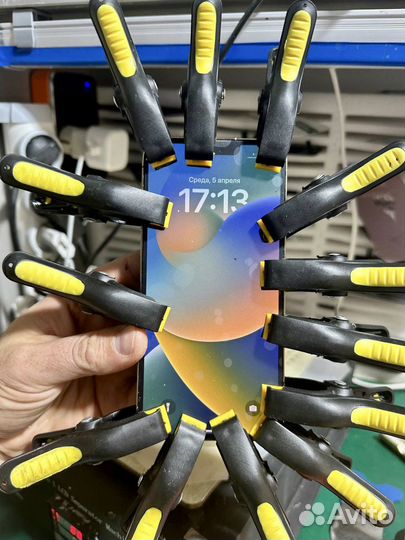 Замена стекла на iPhone