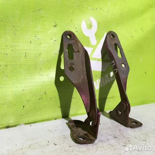 Петля капота Ровер 4-серия