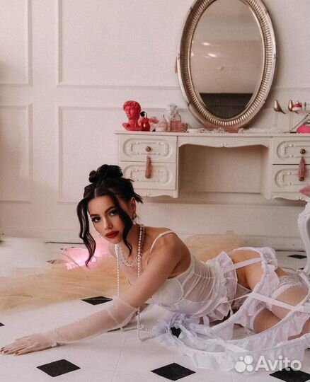 Фотосесия в студии с разными локациями