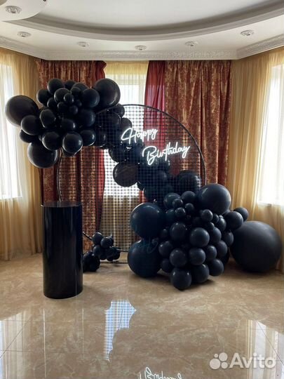 Тубусы,мольберты, игрушки, неоновая вывеска