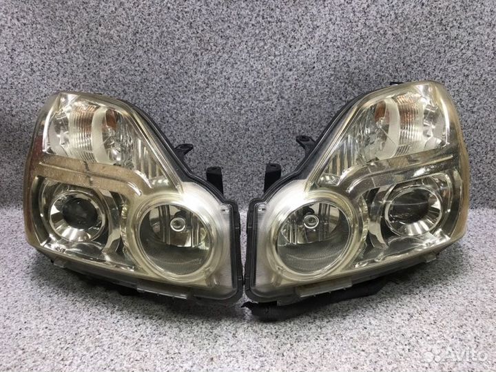 Фара Nissan X-Trail T31 2007