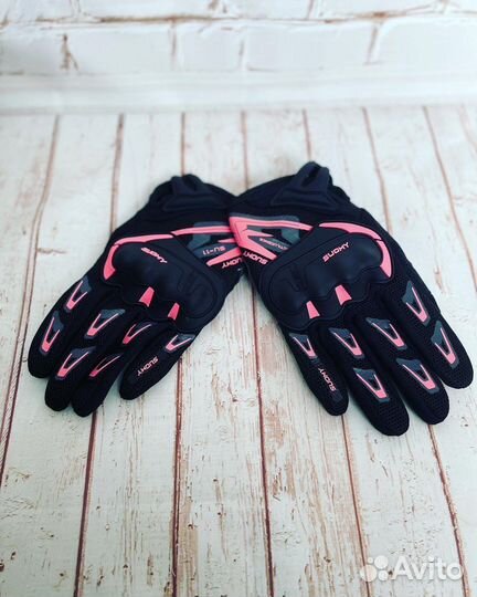 Мотоперчатки Suomy