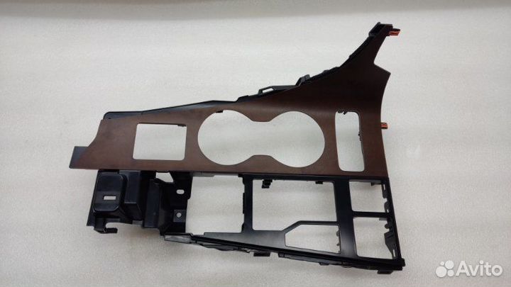 Б/У Б/У Накладка консоли Накладка центральной