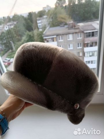 Меховая женская шапка