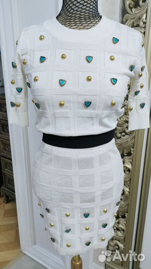 Трикотажный костюм с камнями xs