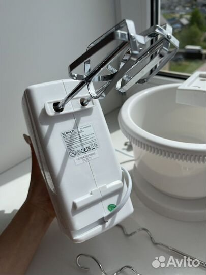 Миксер с чашей