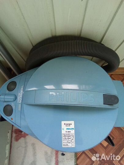 Пылесос Philips triathlon 2000