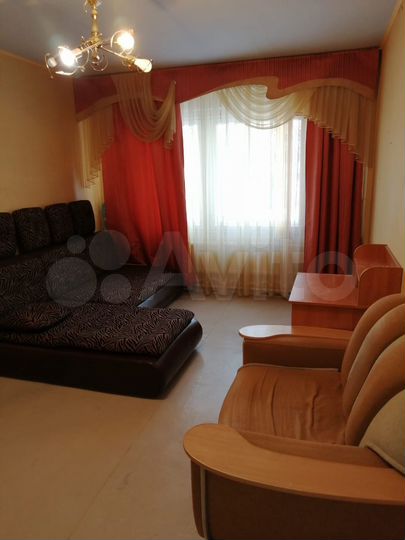 2-к. квартира, 61,4 м², 1/2 эт.