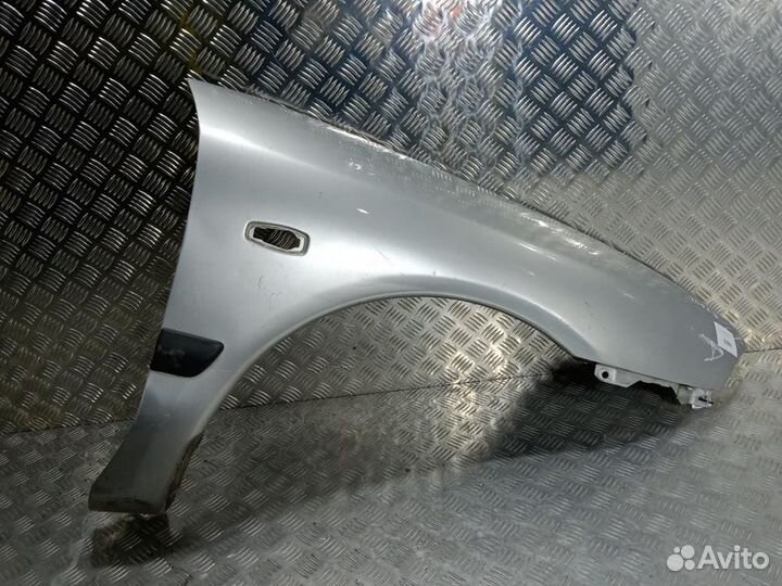 Крыло Mitsubishi Carisma (1995-2004)