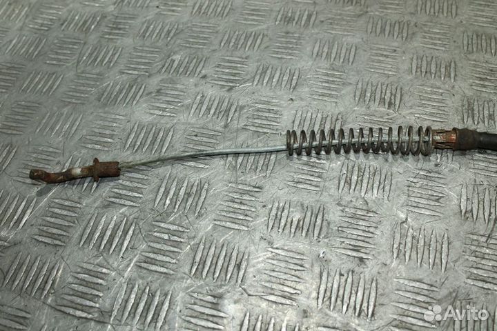 Трос ручника левый Chevrolet Tahoe 2 GMT800 99-07