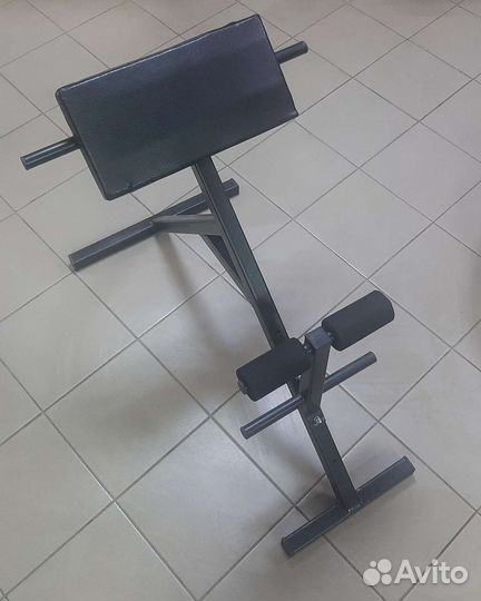 Тренажер для гиперэкстензии