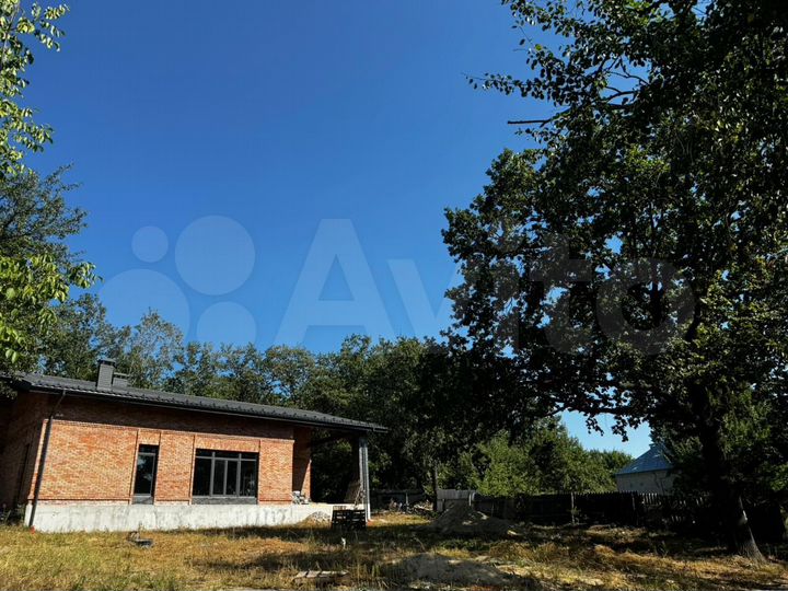 Дом 526 м² на участке 14 сот.