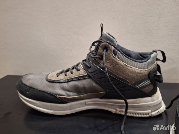 Мужские зимние кроссовки 44р