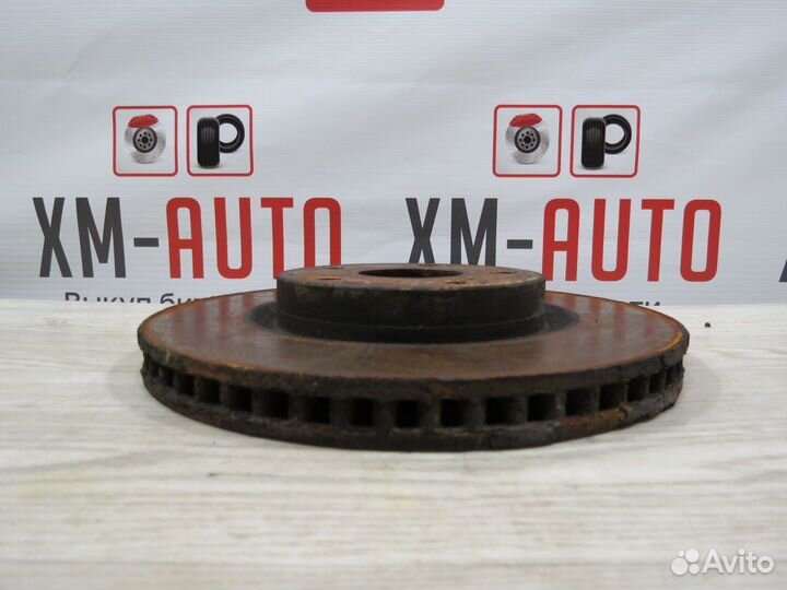Диск тормозной передний левый Toyota Camry 50