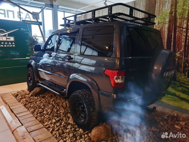 УАЗ Patriot 2.7 МТ, 2024