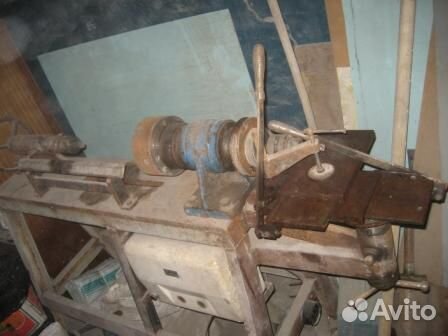 Продам деревообрабатывающий станок(токарно-фрезер)