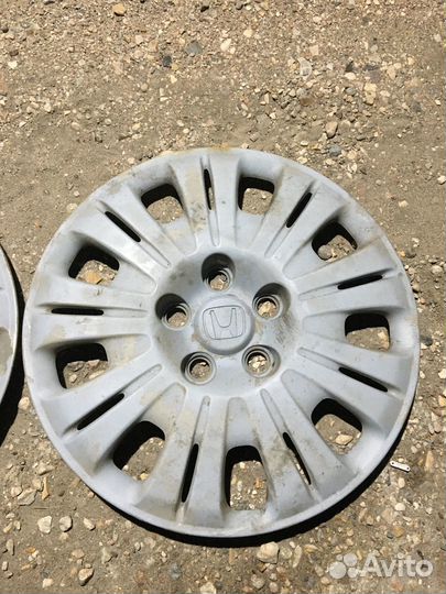 Колпаки 2 шт. Honda r15 оригинал