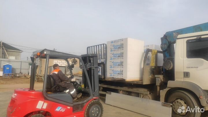 Блок стеновой газобетонный