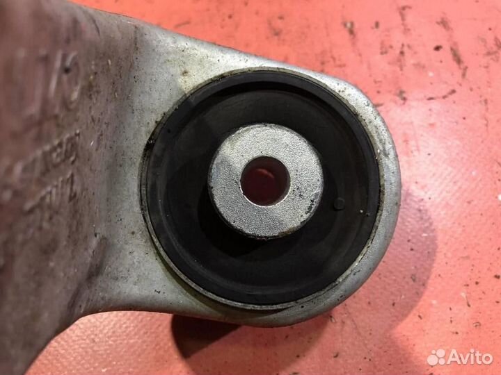 Рычаг передний левый Фольксваген Туарег touareg NF