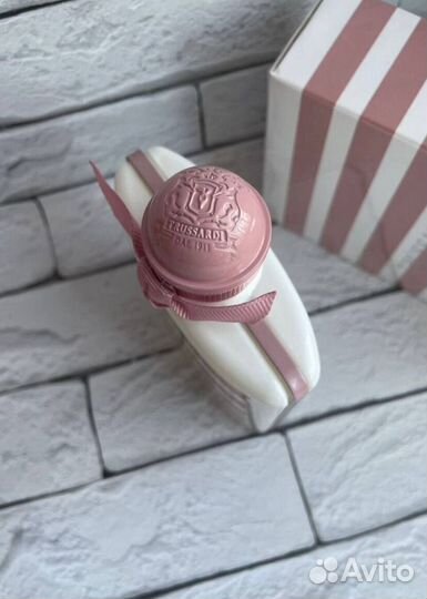 Trussardi donna pink marina духи женские