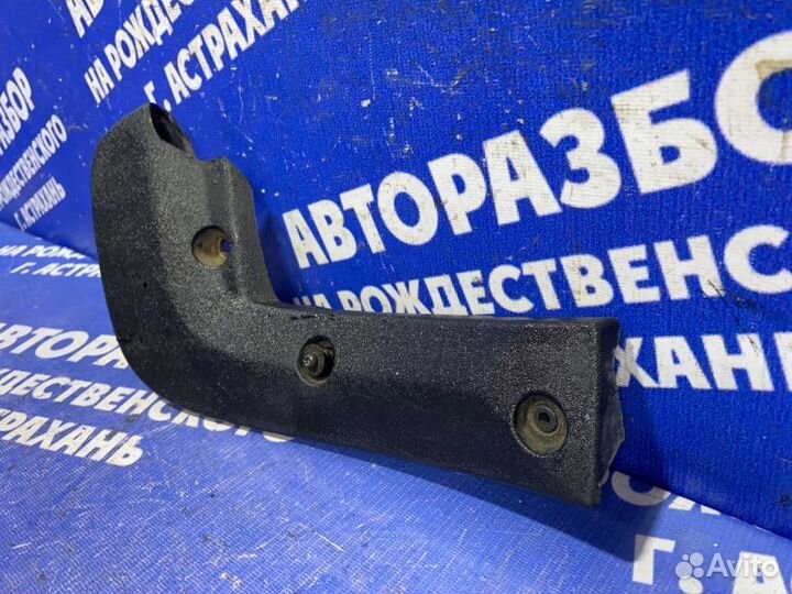 Брызговик Opel Corsa D хэтчбек Z12XEP 2007