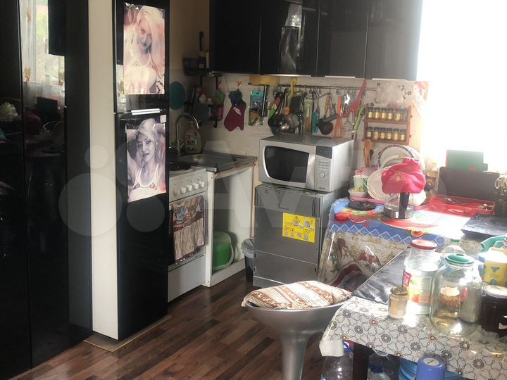 Комната 13 м² в 5-к., 1/2 эт.