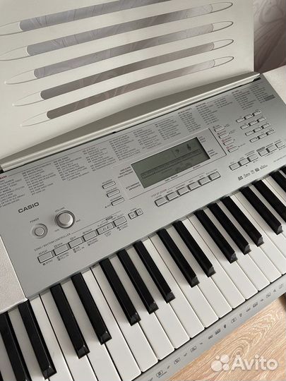 Синтезатор Casio LK-280