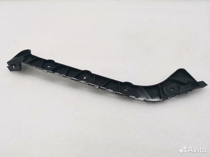 Кронштейн крепления бампера задний левый Skoda