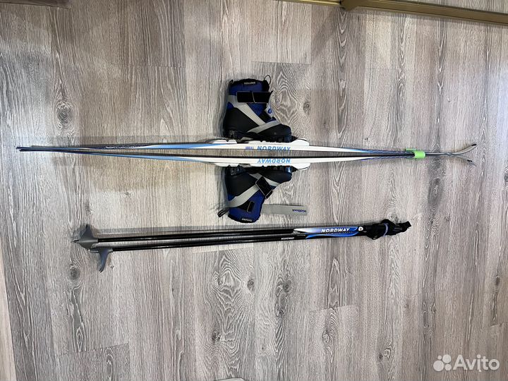 Лыжи беговые nordway 150см, размер ботинок 31