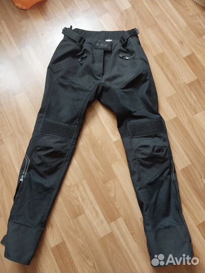 Защитный мото костюм