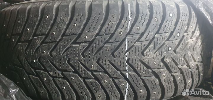 Nokian Tyres Hakkapeliitta 9 235/60 R18