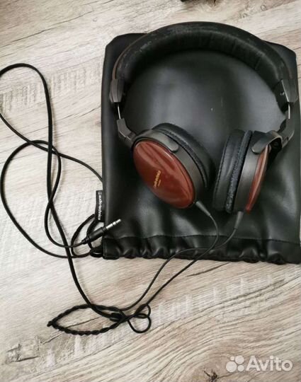Наушники Audio-Technica ATH-ESW9