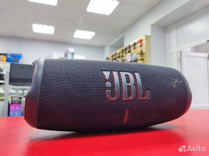 Беспроводная колонка JBL Charge 5