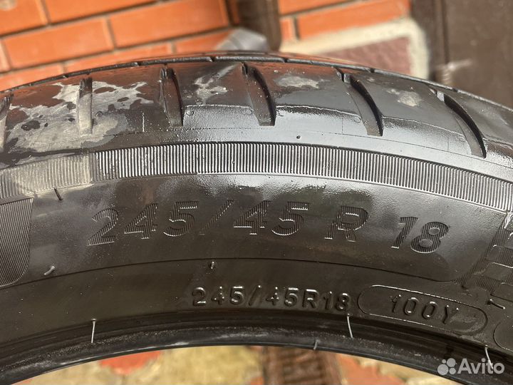 Michelin Pilot Sport 4 245/45 R18 и 275/40 R18 103Y