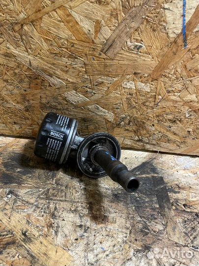 Корпус масяного фильтра Рено Меган 2 дизель k9k722