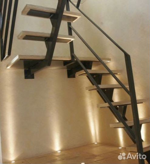 Лестница металлическая на второй этаж