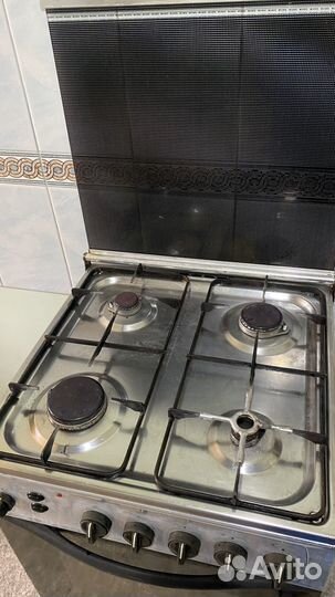 Продам газовую плиту Indesit
