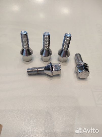 Болты колесные М12, М14
