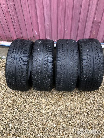 Gislaved Nord Frost 5 225/50 R17 98T