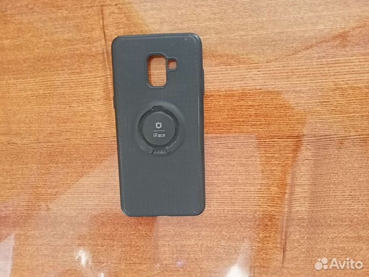 Чехол на Samsung A8+