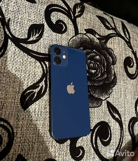 iPhone 12 mini, 64 ГБ