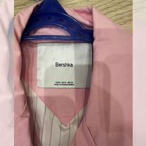 Тренч bershka