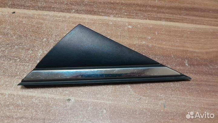 Накладка крыла левая Hyundai Sonata 7