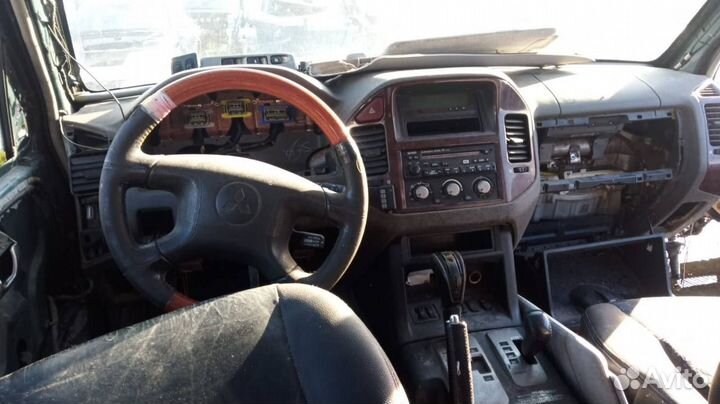 Запчасти на Mitsubishi Pajero 3 3.2Д